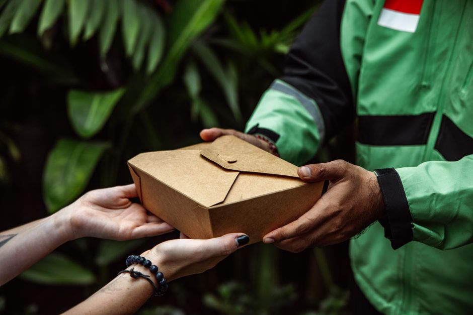 Home vs Industrial Composting: Which Compostable Packaging Works Best?